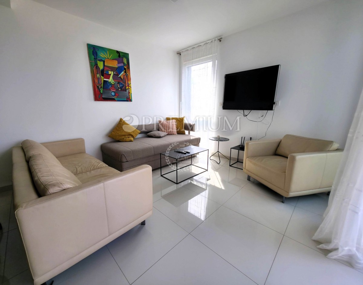 Njivice, 2 opremljena apartmaja z lepim pogledom na morje