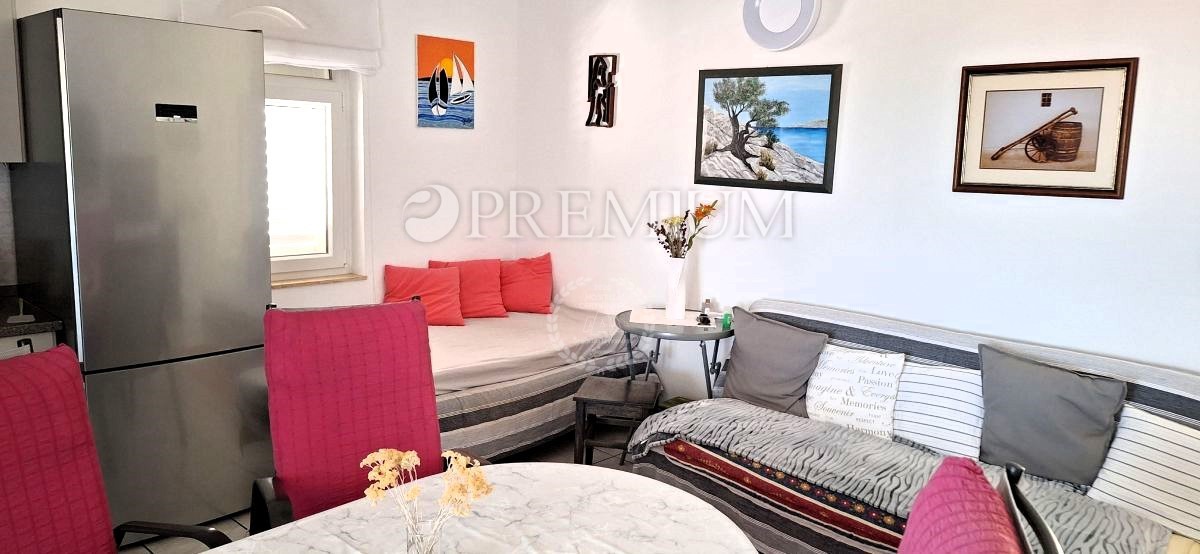 Malinska, apartma s pogledom na morje, mirna lokacija!