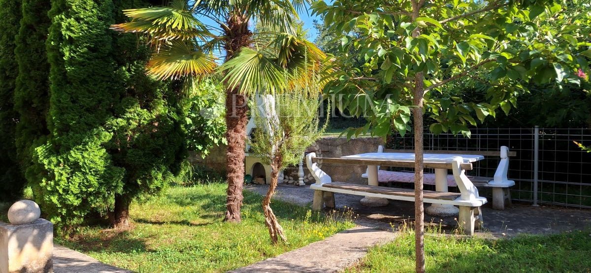 Malinska, apartma s pogledom na morje, mirna lokacija!