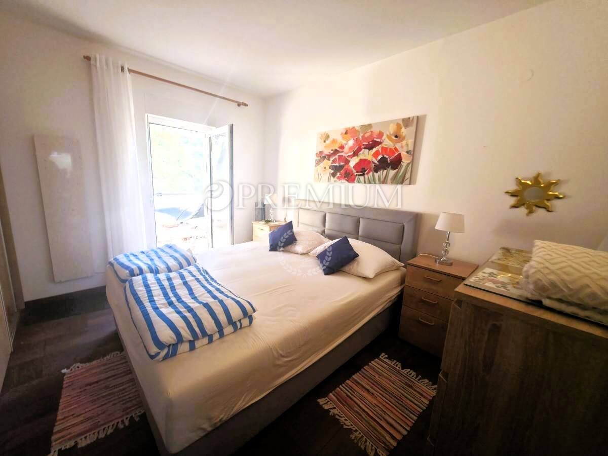 Njivice – apartma naprodaj – odlična lokacija!