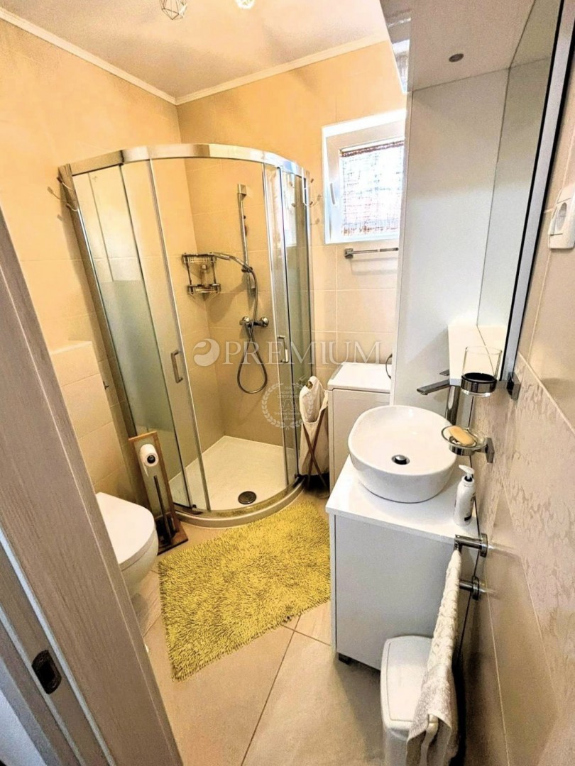 Njivice – apartma naprodaj – odlična lokacija!