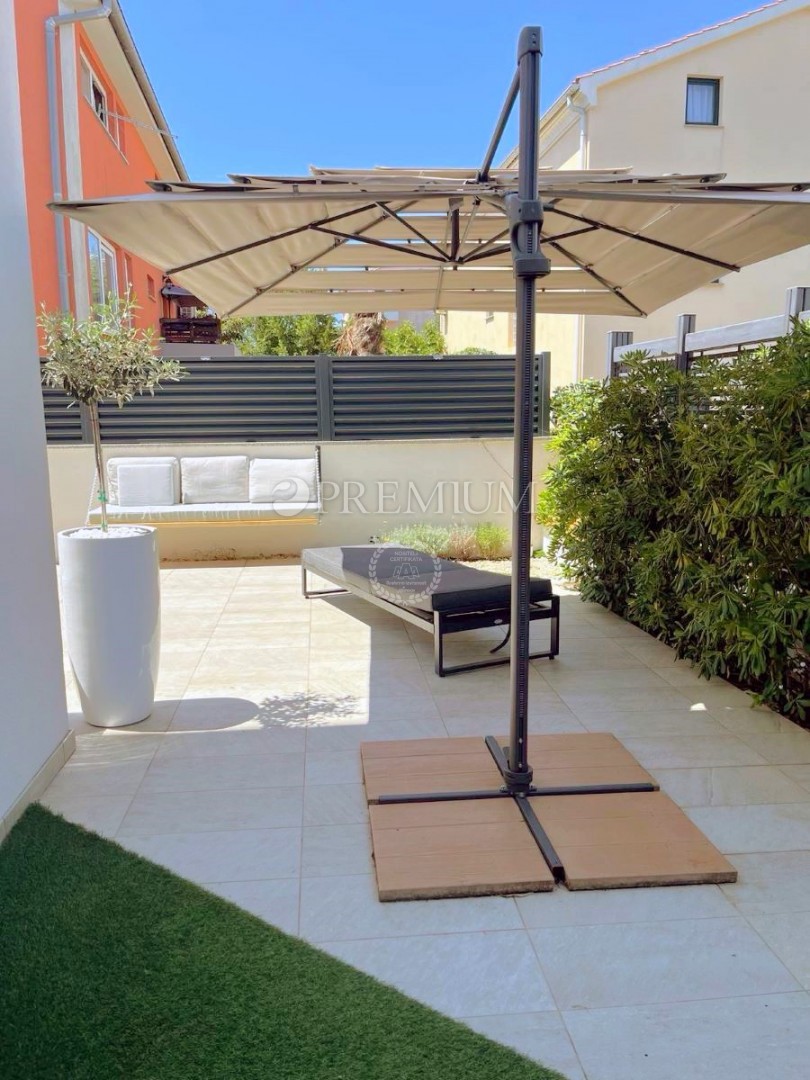 Malinska – pritlično stanovanje z vrtom!