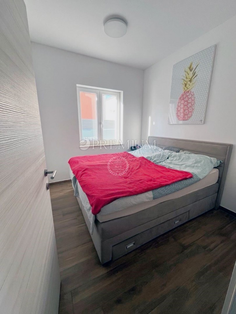 Malinska – pritlično stanovanje z vrtom!