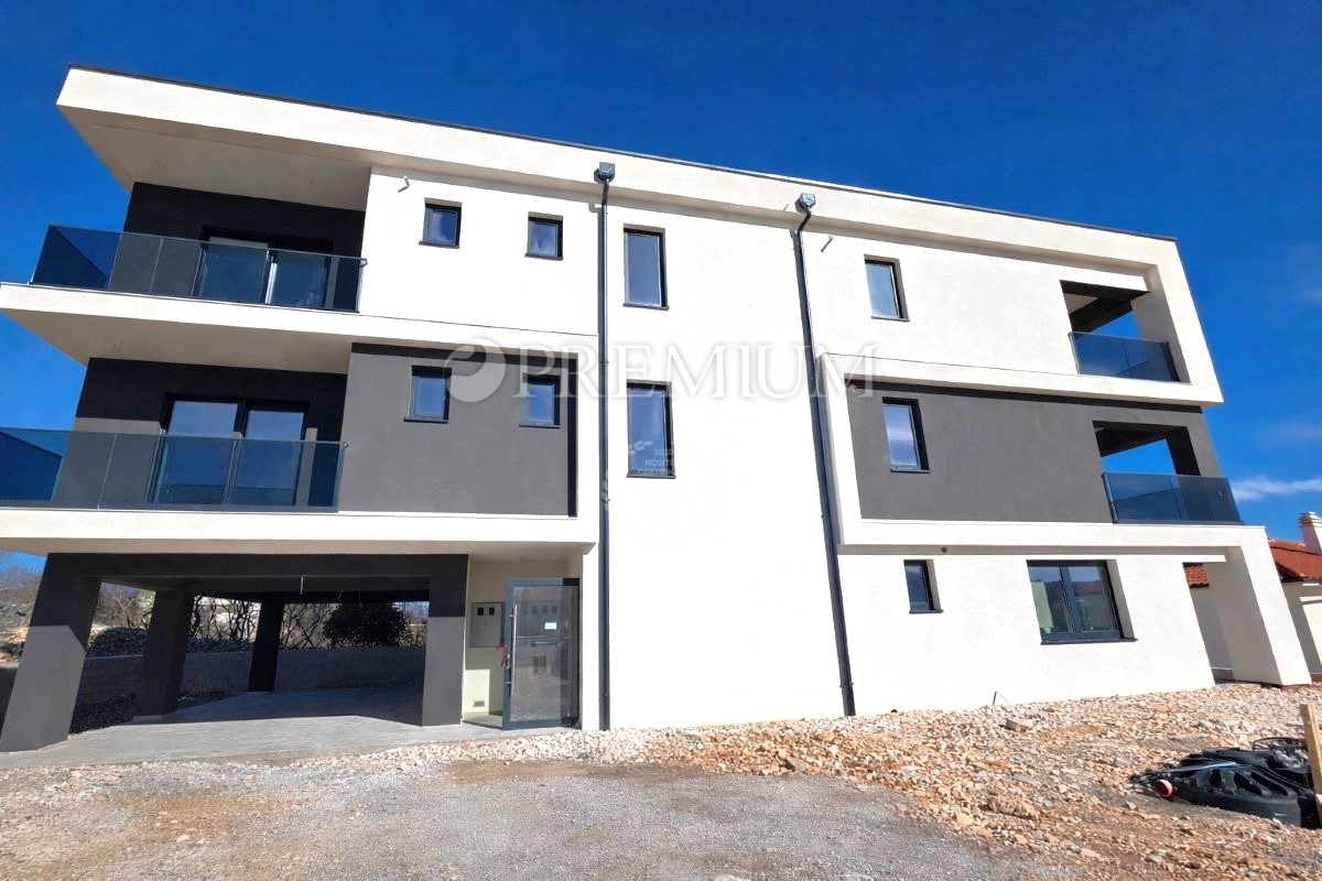 Vrbnik – apartma v novogradnji z jacuzzijem in razgledom!