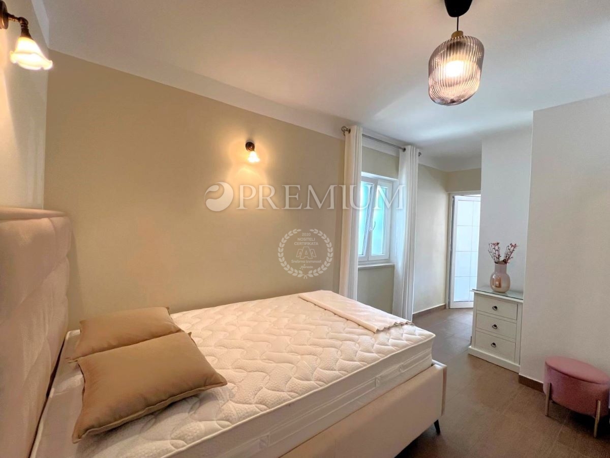 Malinska, opremljeno stanovanje blizu morja!