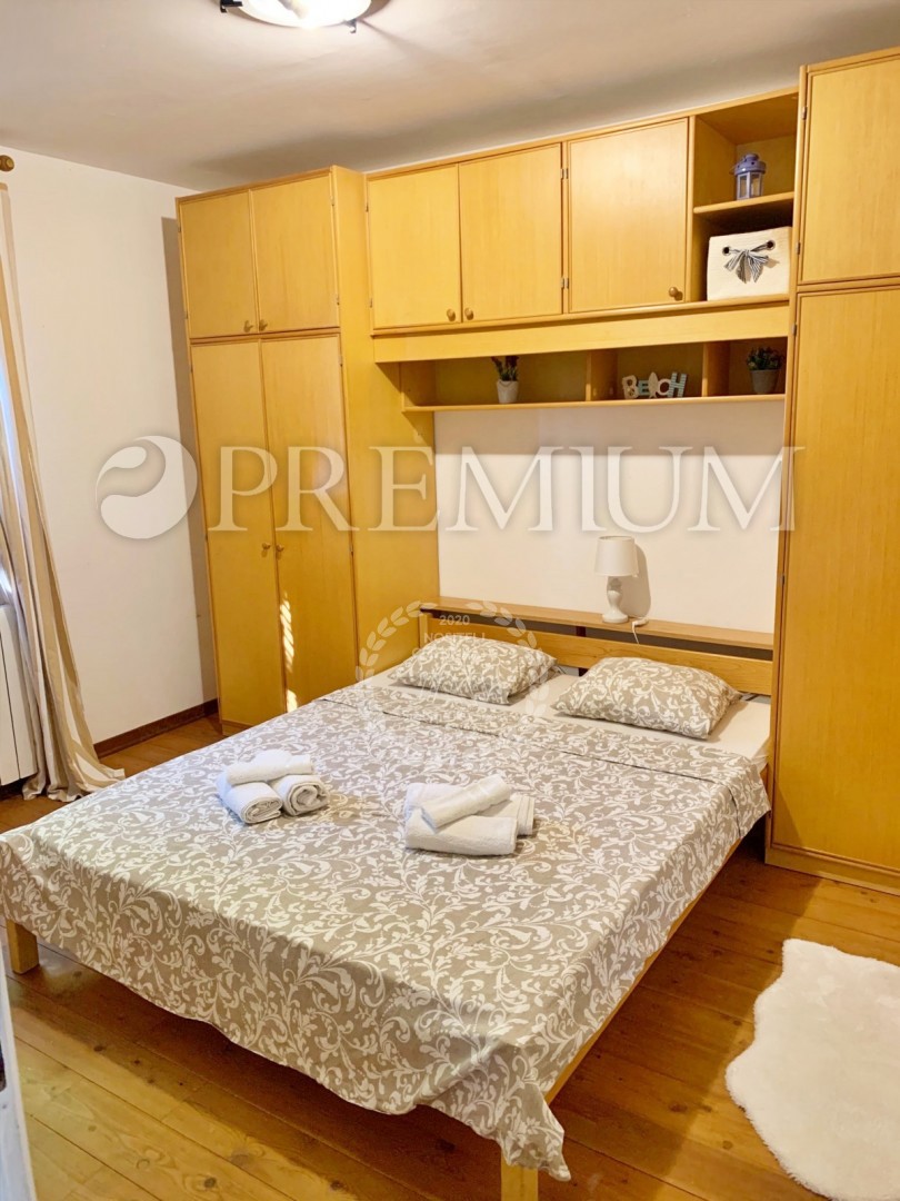 Malinska, apartmajska hiša, 250m od morja!