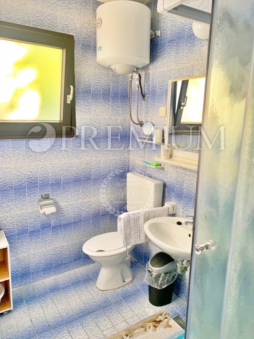 Malinska, apartmajska hiša, 250m od morja!