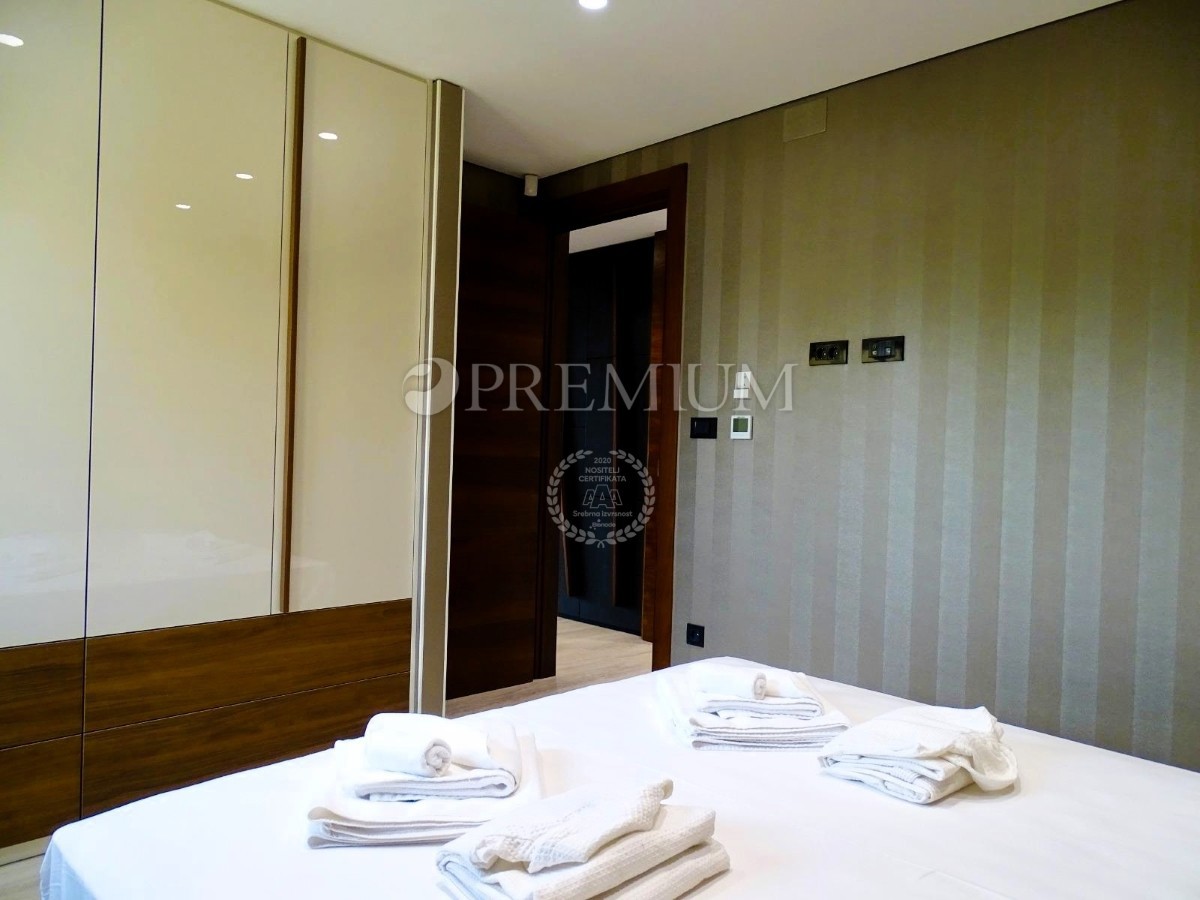 Malinska, prodamo, sodoben penthouse z odprtim pogledom na morje! Novogradnja!