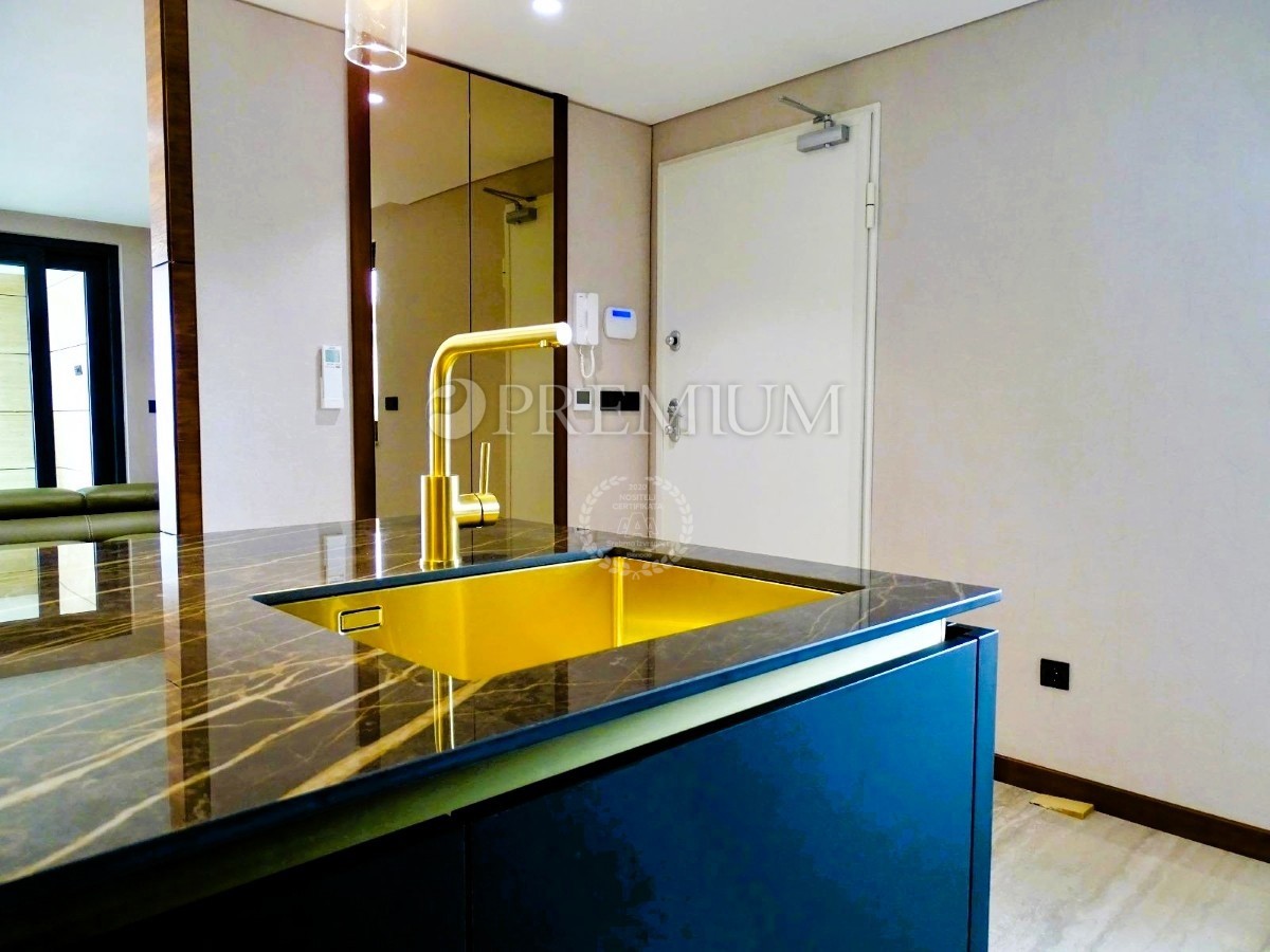 Malinska, prodamo, sodoben penthouse z odprtim pogledom na morje! Novogradnja!