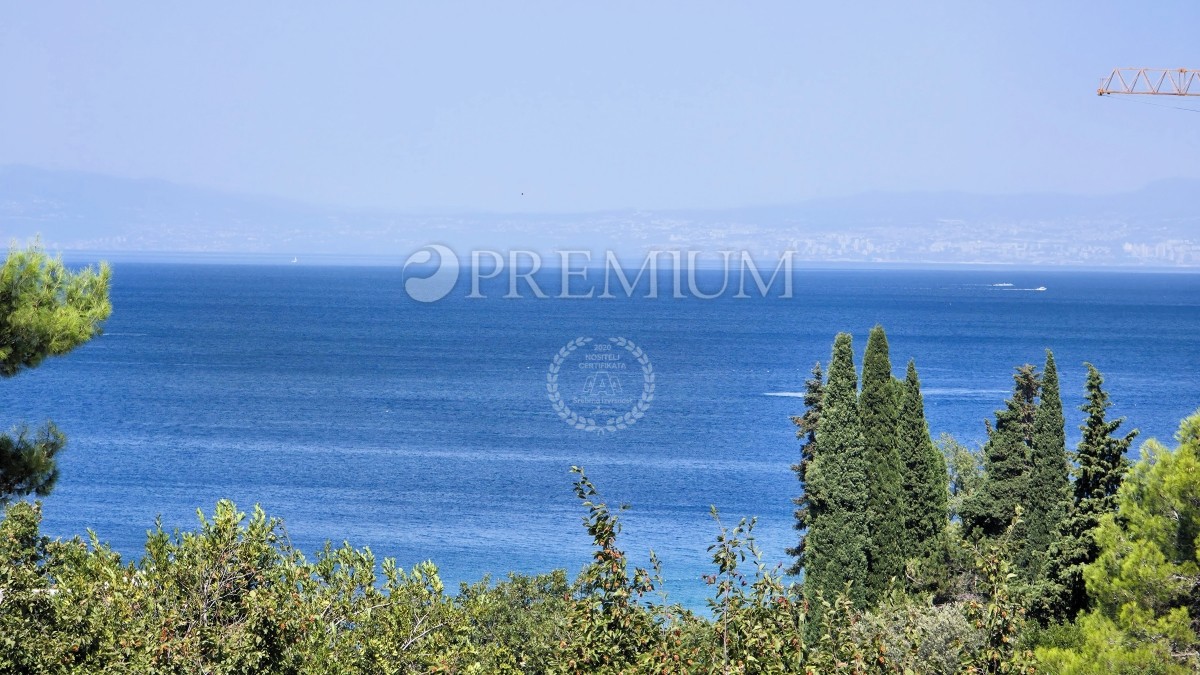 Malinska, prodamo, sodoben penthouse z odprtim pogledom na morje! Novogradnja!