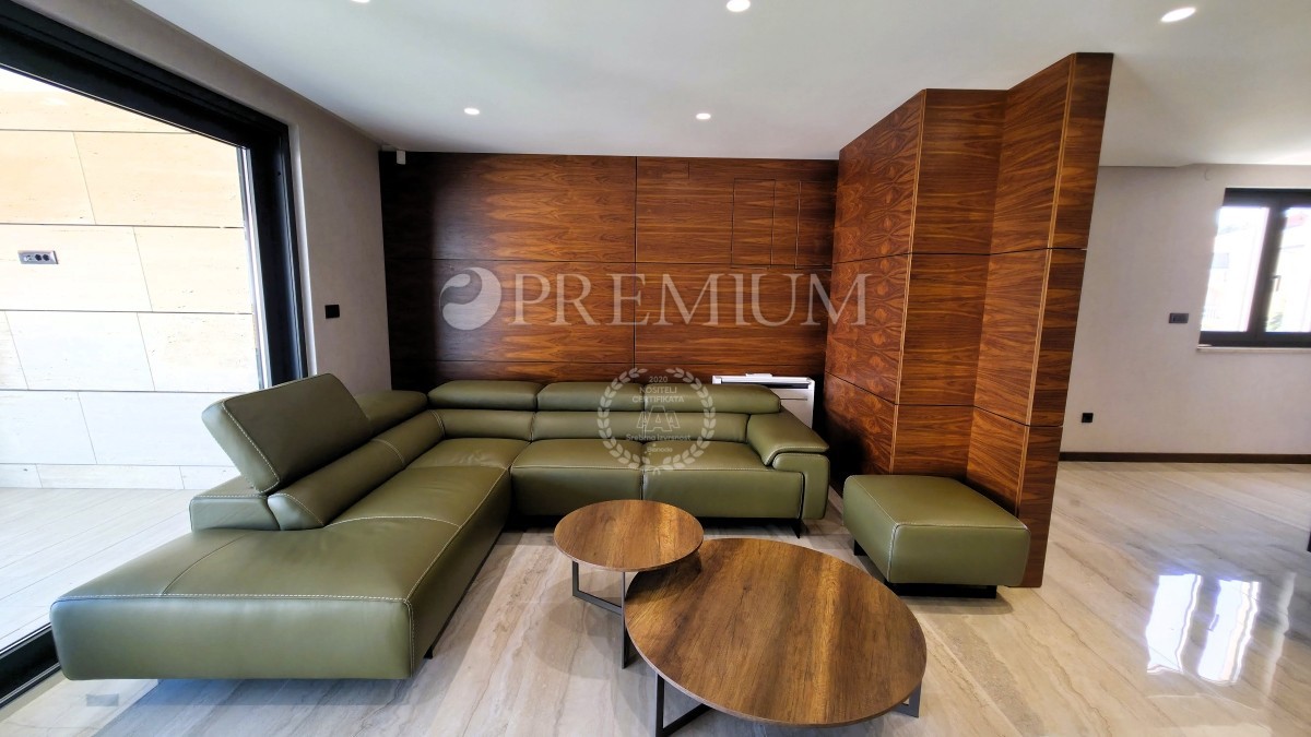 Malinska, prodamo, sodoben penthouse z odprtim pogledom na morje! Novogradnja!