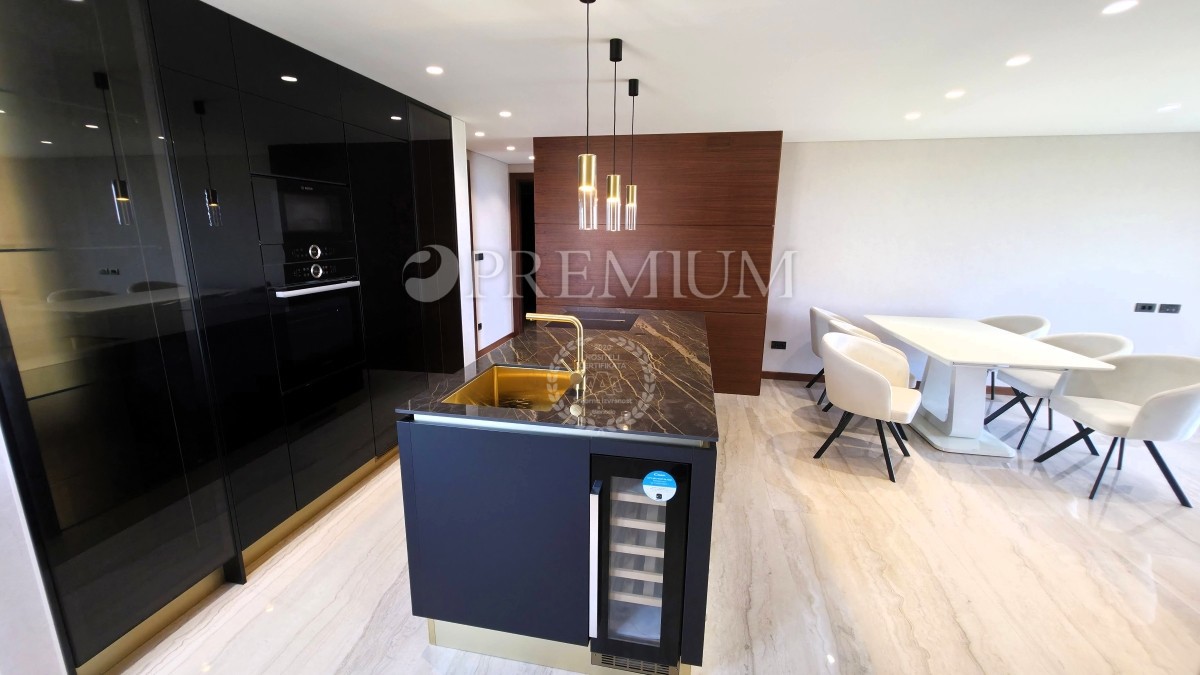 Malinska, prodamo, sodoben penthouse z odprtim pogledom na morje! Novogradnja!