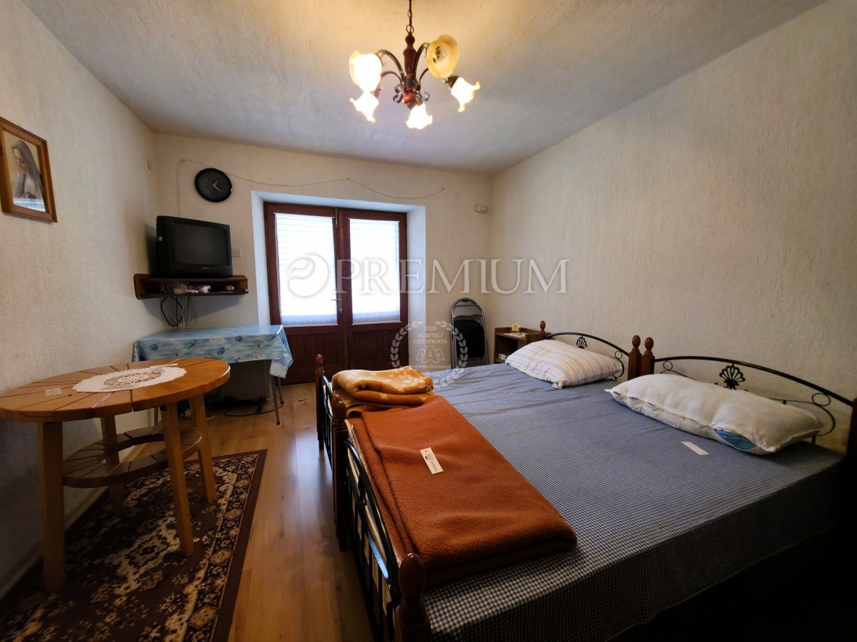 Baška, okolica,   kamnita hiša na mirni lokaciji!