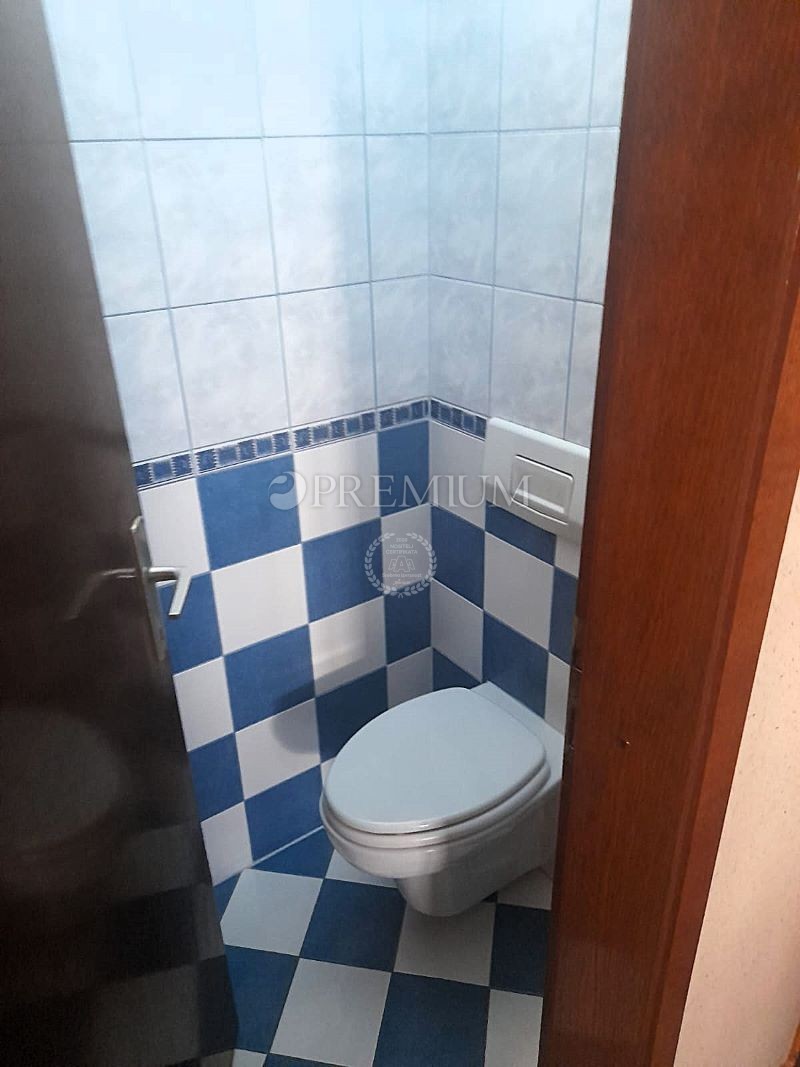 Punat, apartma z vrtom, 500 m od morja!