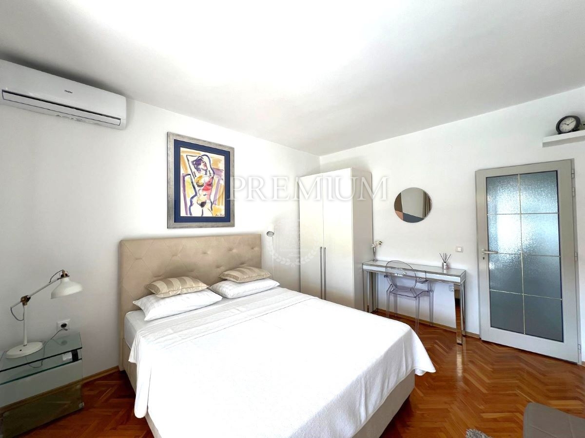 Stanovanje Malinska, Krk – pogled na morje, parkirno mesto!