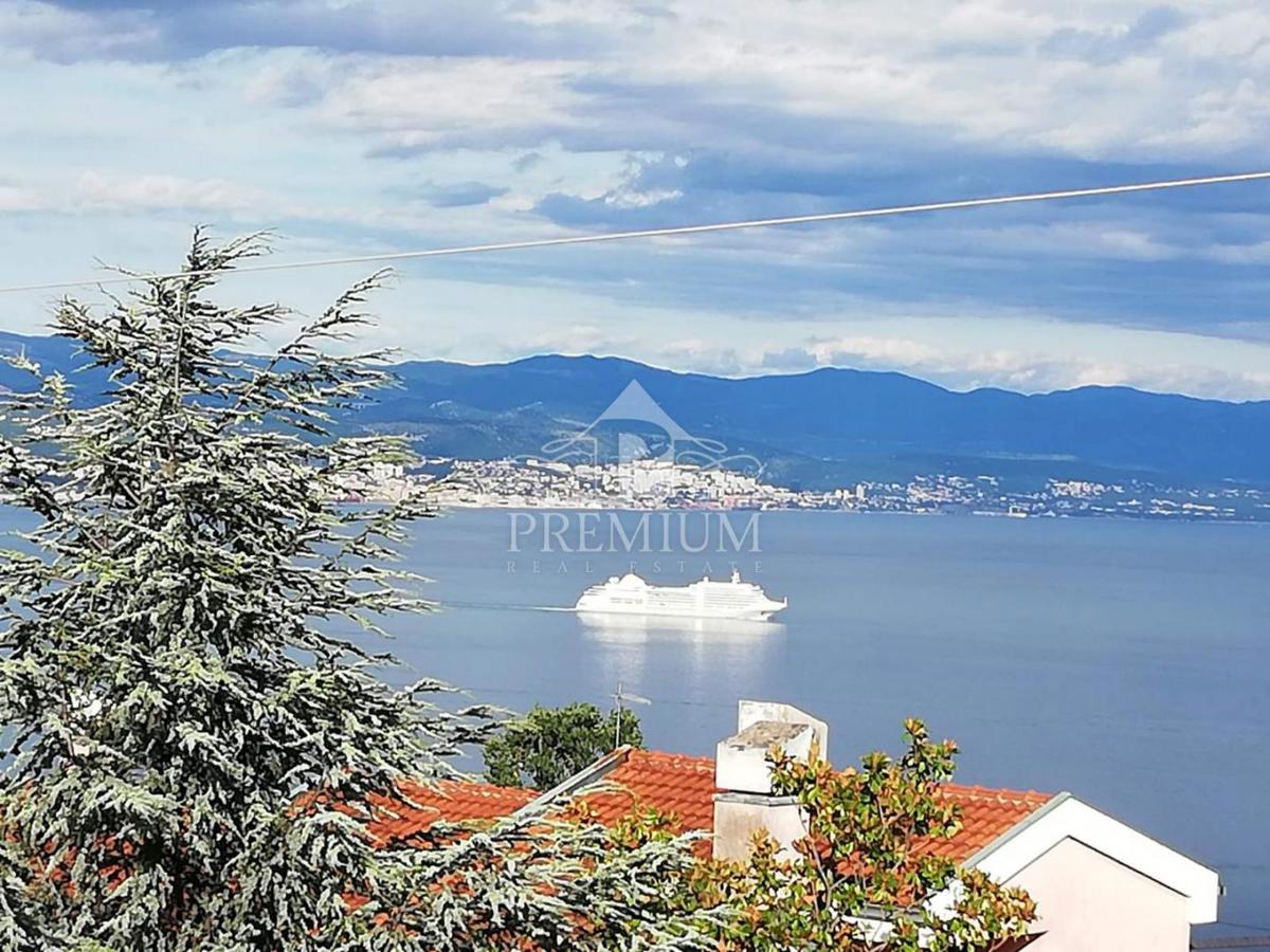 STANOVANJE 97,76 m2 S ČUDOVITIM POGLEDOM NA KVARNER