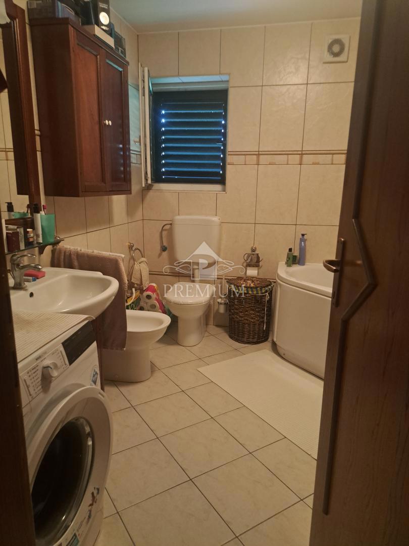STANOVANJE 97,76 m2 S ČUDOVITIM POGLEDOM NA KVARNER