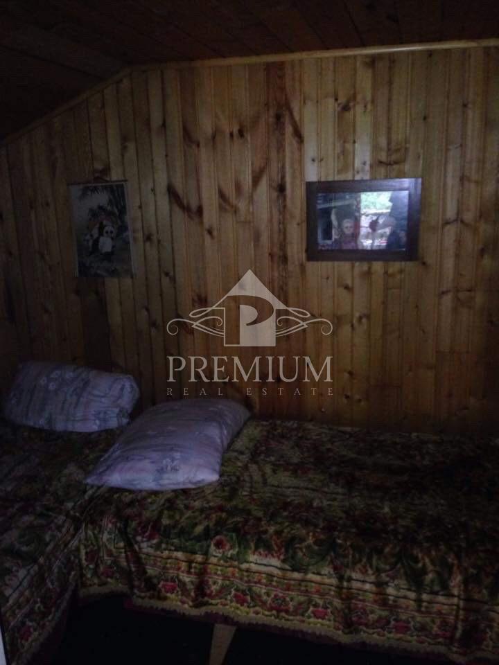 LESENA LOVSKA HIŠA Z ZEMLJIŠČEM 8.971 m2, PRILOŽNOST!
