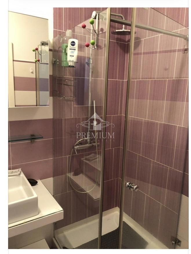 MODERNO STANOVANJE S PANORAMSKIM RAZGLEDOM, PARKIRIŠČE