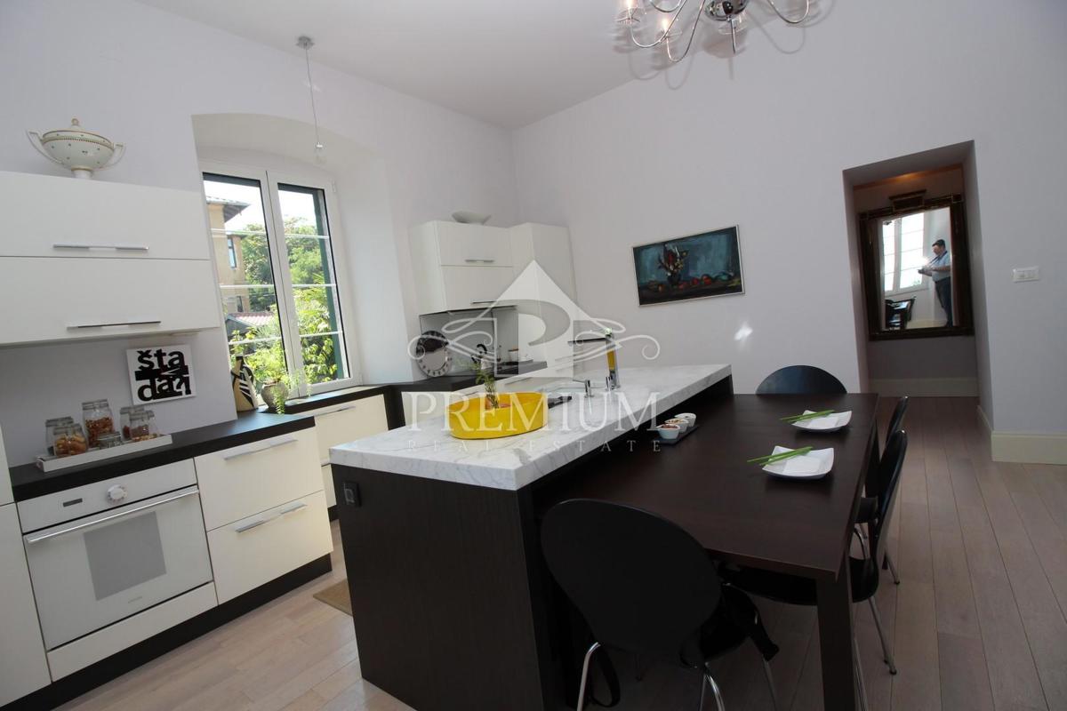 ČUDOVIT APARTMA V BLIZINI MORJA, MIRNA OKOLJA, RAZGLED, PARKIRANJE