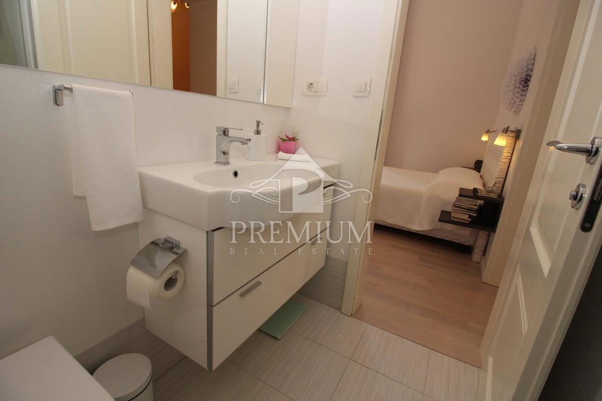 ČUDOVIT APARTMA V BLIZINI MORJA, MIRNA OKOLJA, RAZGLED, PARKIRANJE