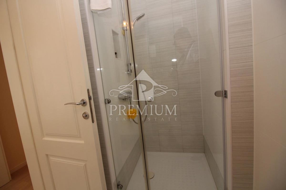 ČUDOVIT APARTMA V BLIZINI MORJA, MIRNA OKOLJA, RAZGLED, PARKIRANJE