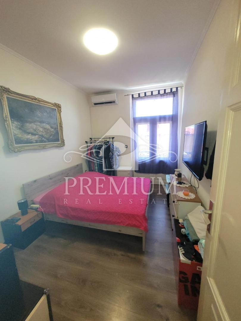 STANOVANJE V CENTRU 101 m2 + APP 33 m2, bližina morja, razgled