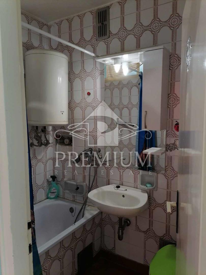 APARTMAN 51 m2, BALKON, POGLED NA MORJE