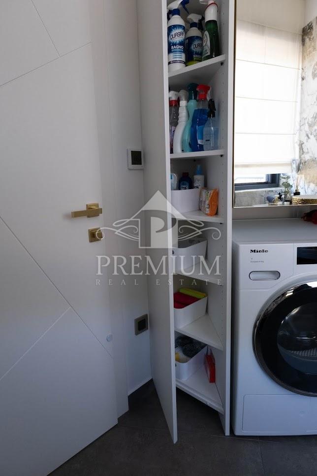 NOVOZGRADLJENI PENTHOUSE S ČAROBNIM RAZGLEDOM
