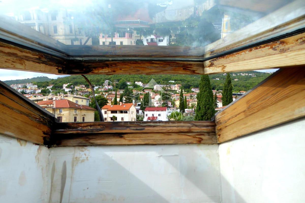 STANOVANJE V VILI OPATIJA V BLIZINI PROMENADE, CENTER