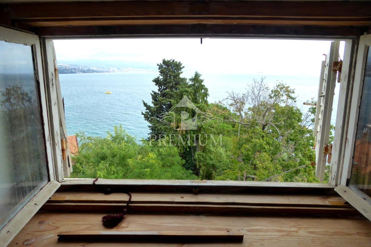STANOVANJE V VILI OPATIJA V BLIZINI PROMENADE, CENTER