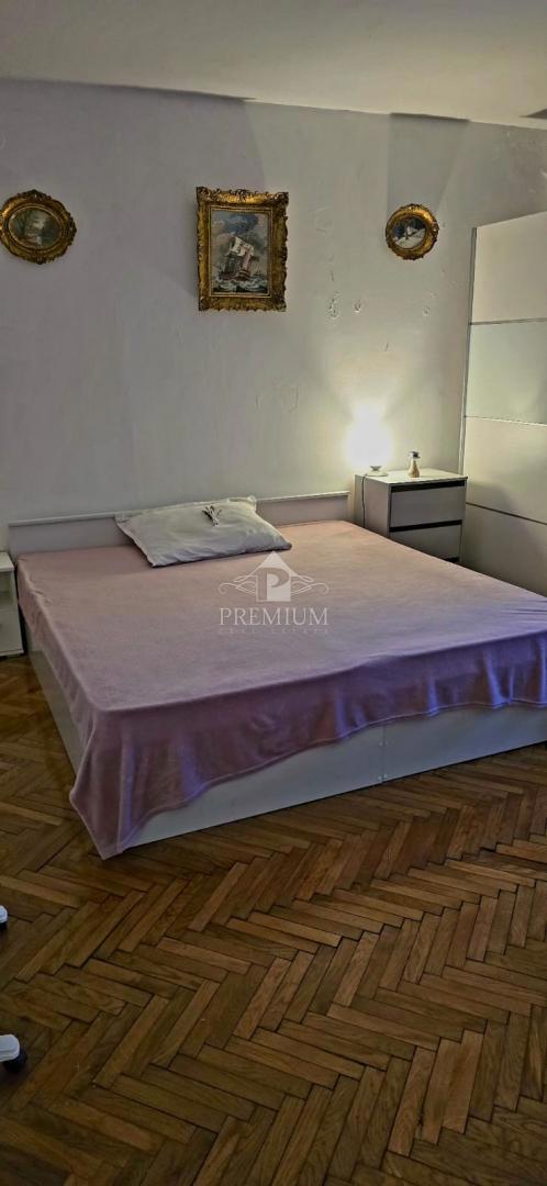 PRITLIČJE, LOŽA, DOMAČI VRT