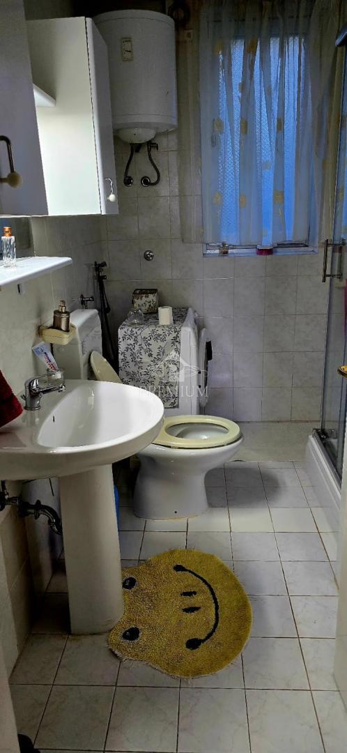 PRITLIČJE, LOŽA, DOMAČI VRT
