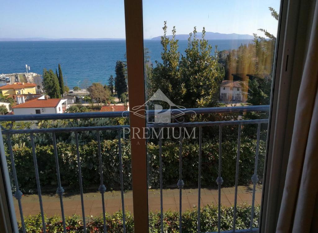 Stanovanje Ičići, Opatija - Okolica, 290m2