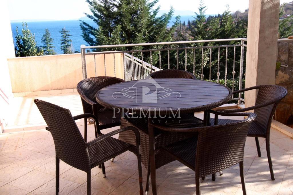 Stanovanje Ičići, Opatija - Okolica, 290m2
