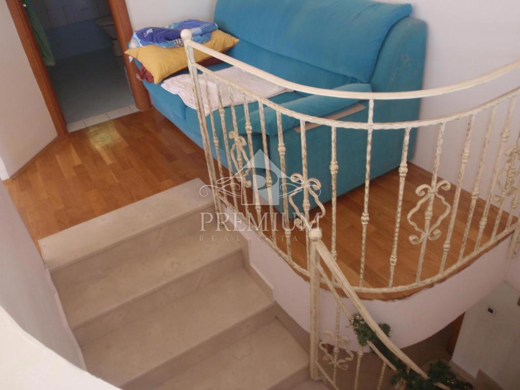 Stanovanje Ičići, Opatija - Okolica, 290m2