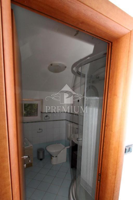 Stanovanje Ičići, Opatija - Okolica, 290m2