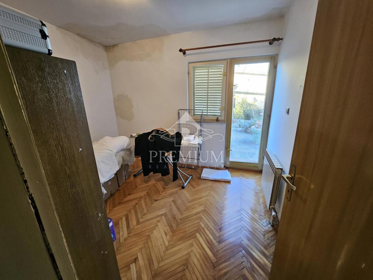 STANOVANJE Z VRTOM, CENTER