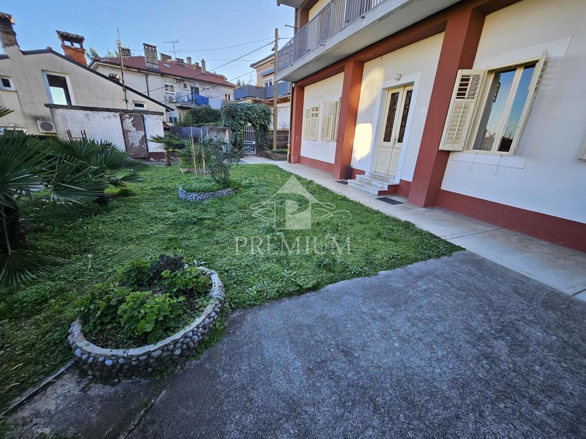 STANOVANJE Z VRTOM, CENTER