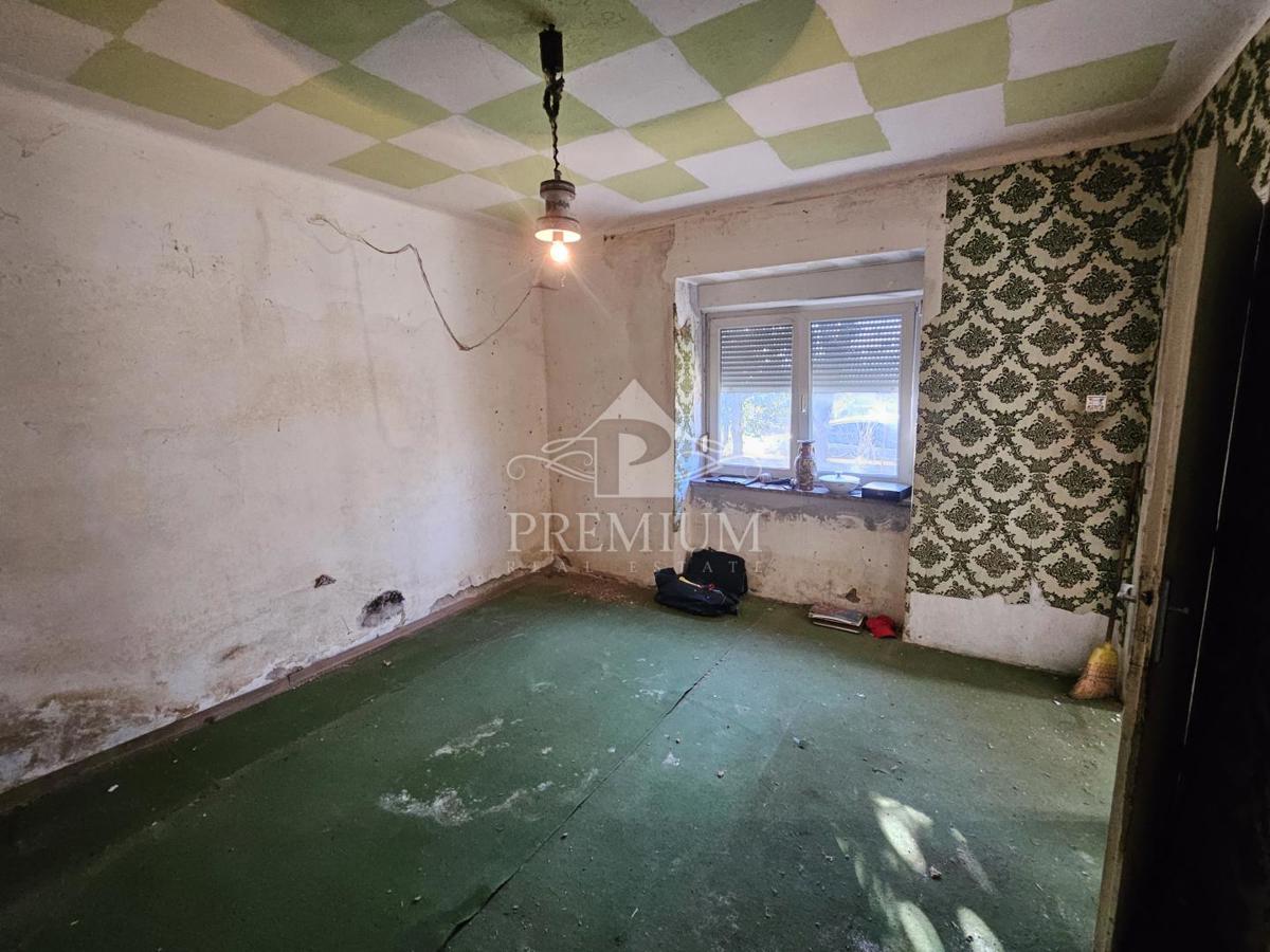 STARA HIŠA ZA ADAPTACIJO