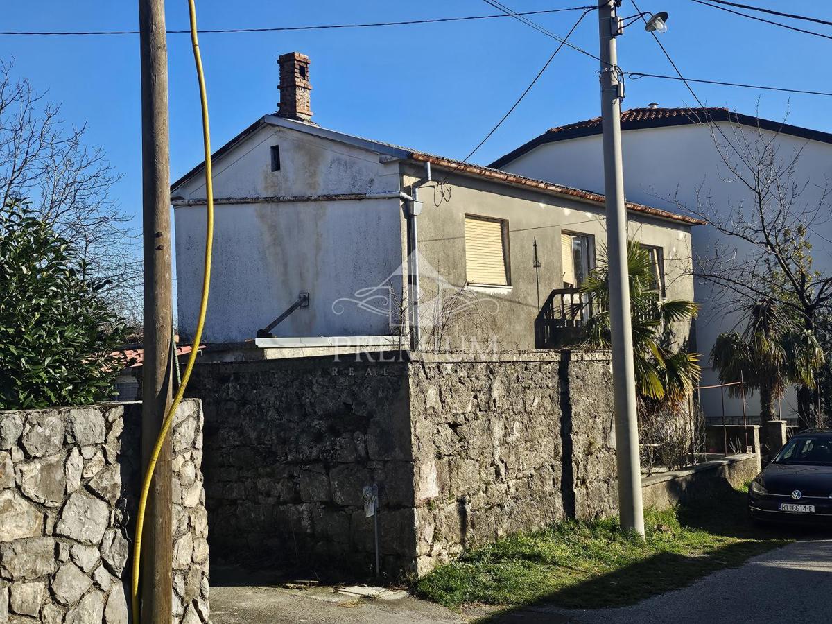 STARA HIŠA ZA ADAPTACIJO