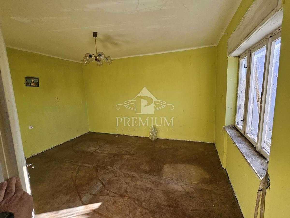 STARA HIŠA ZA ADAPTACIJO