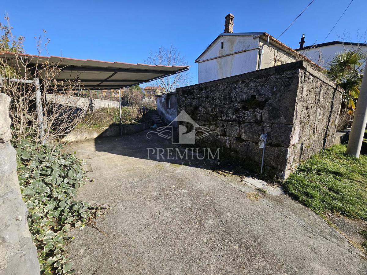 STARA HIŠA ZA ADAPTACIJO