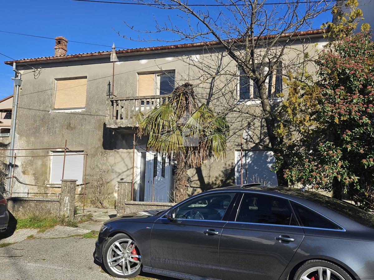 STARA HIŠA ZA ADAPTACIJO