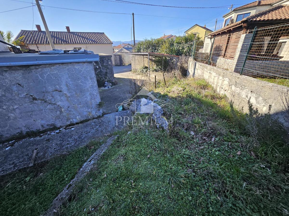 STARA HIŠA ZA ADAPTACIJO