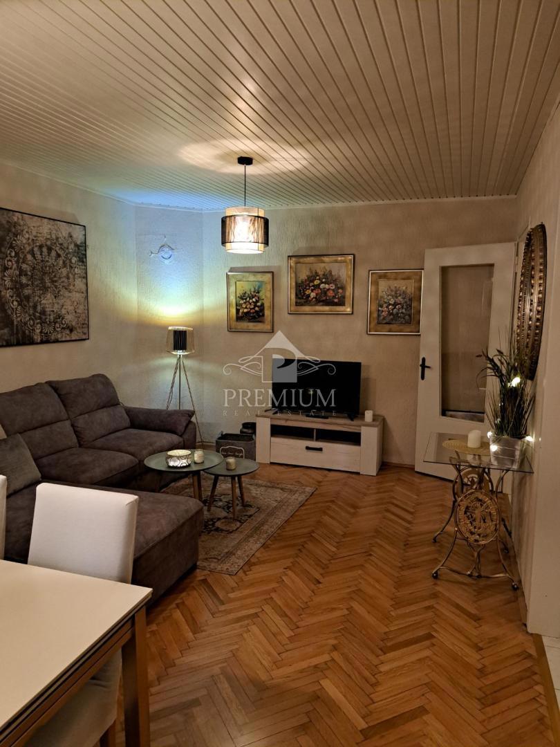 DVOSOBNO STANOVANJE Z VRTOM IN PARKIRIŠČEM