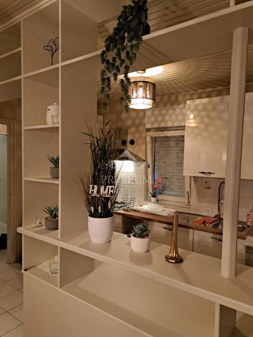 DVOSOBNO STANOVANJE Z VRTOM IN PARKIRIŠČEM