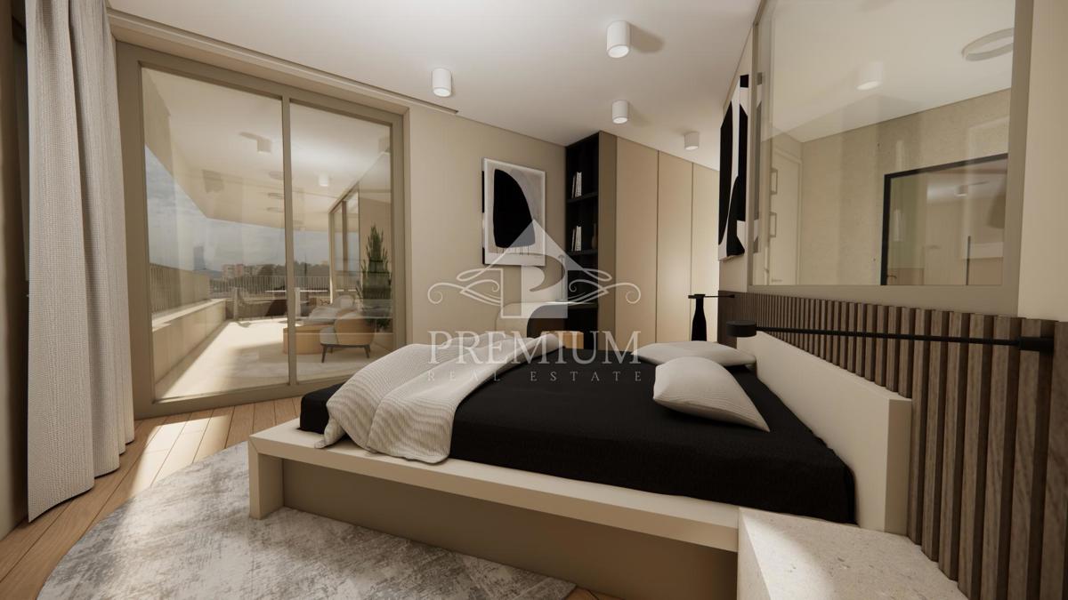 PENTHOUSE Z BAZENOM, DVIGALOM, GARAŽO, BLIŽINA MORJA
