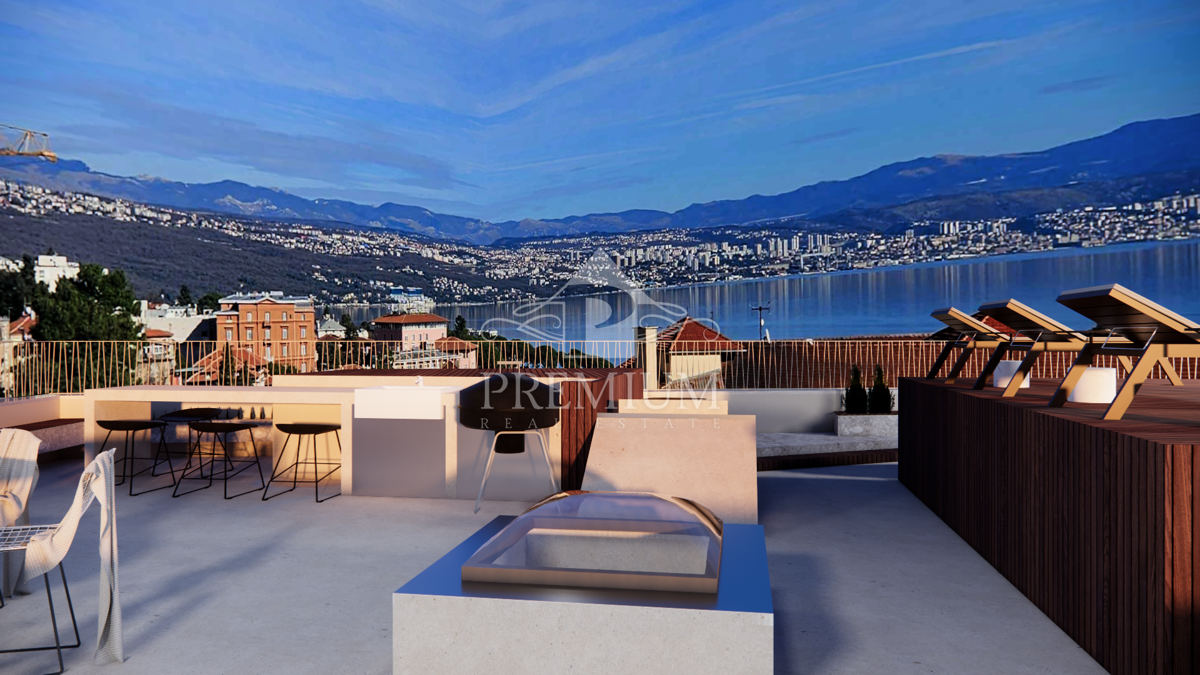 PENTHOUSE Z BAZENOM, DVIGALOM, GARAŽO, BLIŽINA MORJA