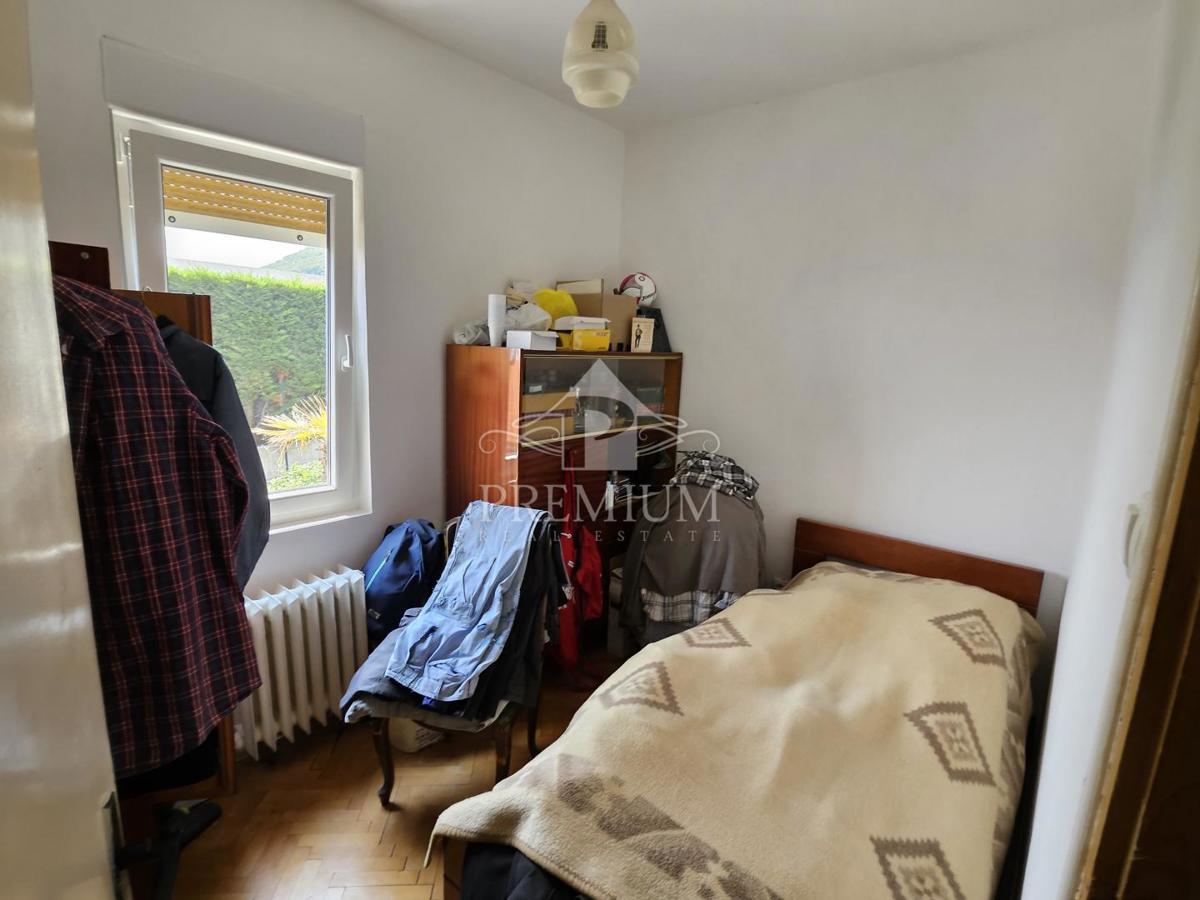 STANOVANJE V BLIŽINI CENTRA Z PREKRASNIM RAZGLEDOM